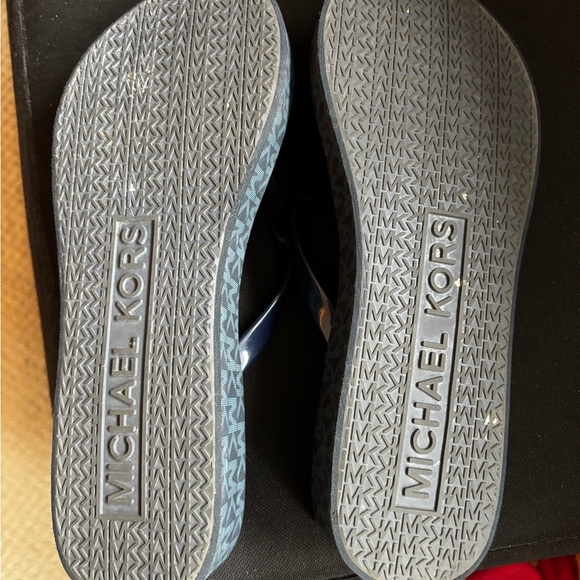 Michael Kors Navy Flip Flops - Picture 5 of 5